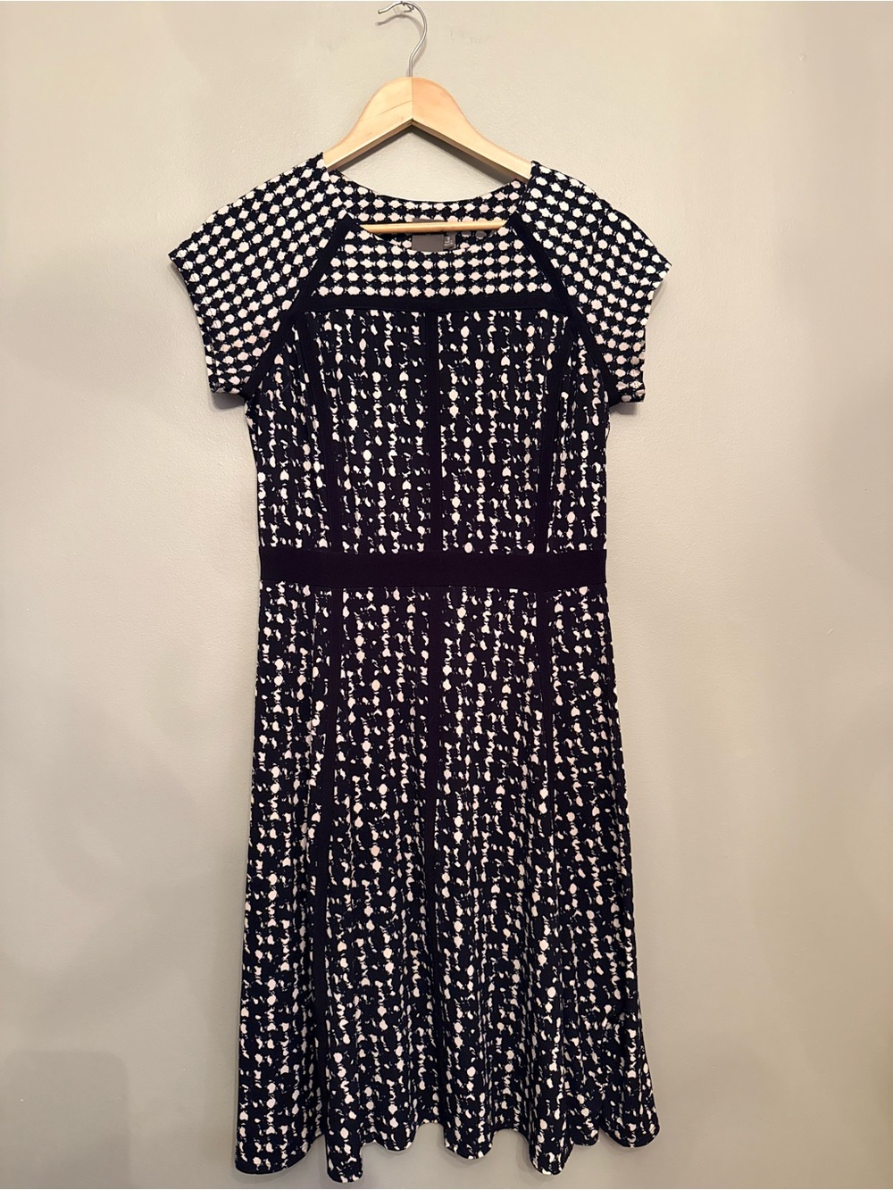 Taylor Black & White Graphic Print Cap-Sleeve A-Line Dress Size 8 - Picture 1 of 5